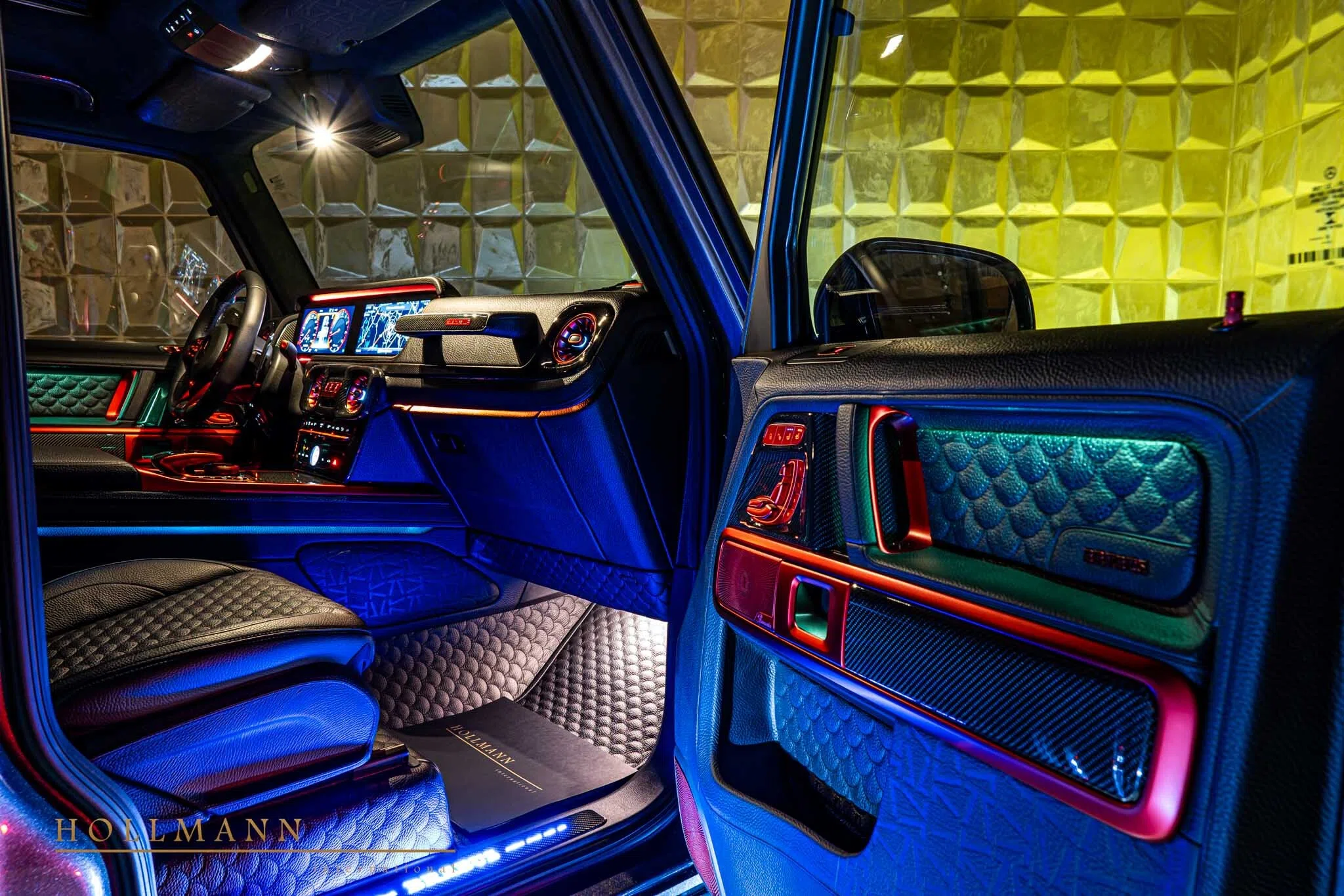 2024 BRABUS XLP 900 Adventure interior, seats