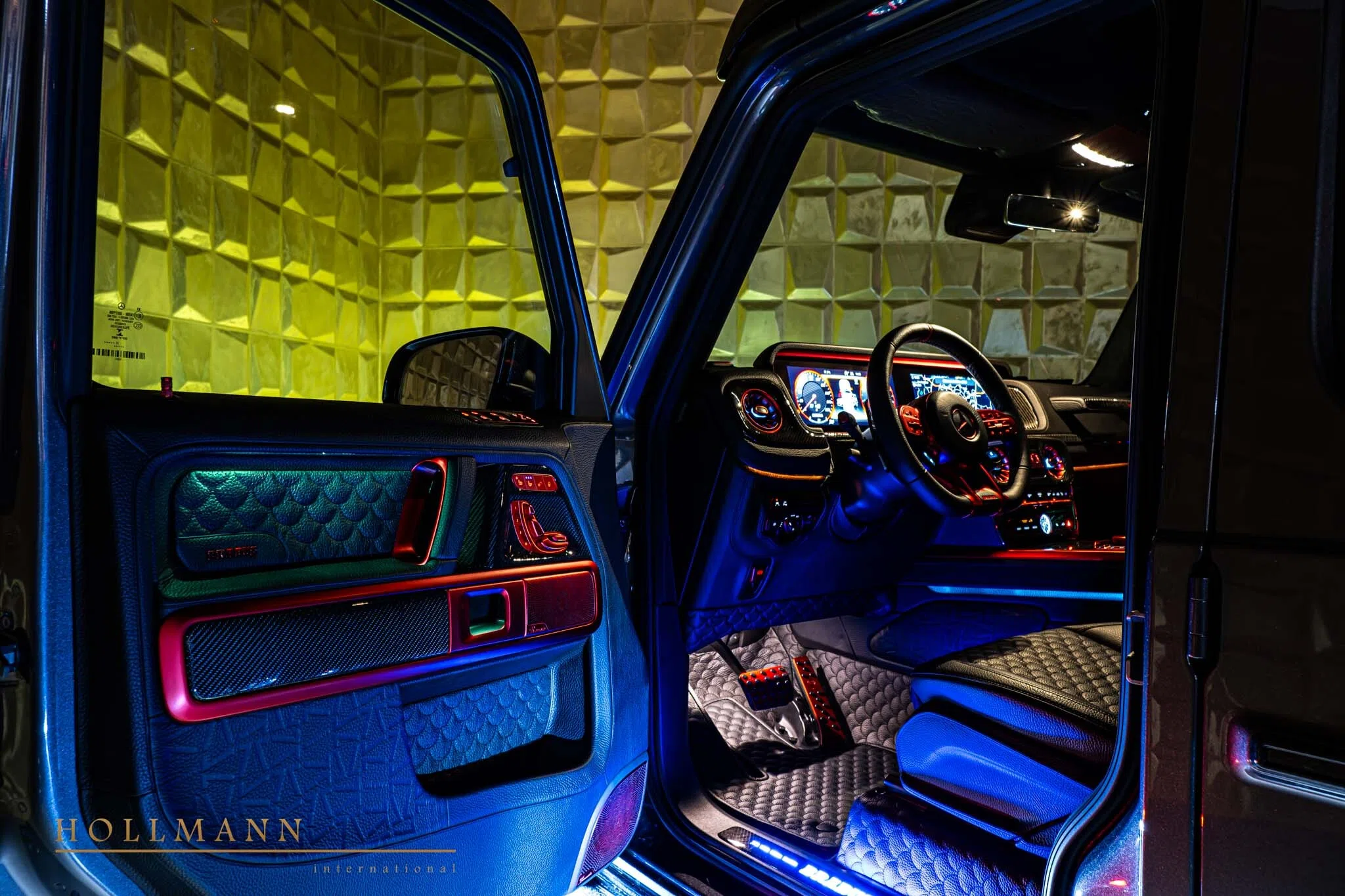 2024 BRABUS XLP 900 Adventure interior, seats