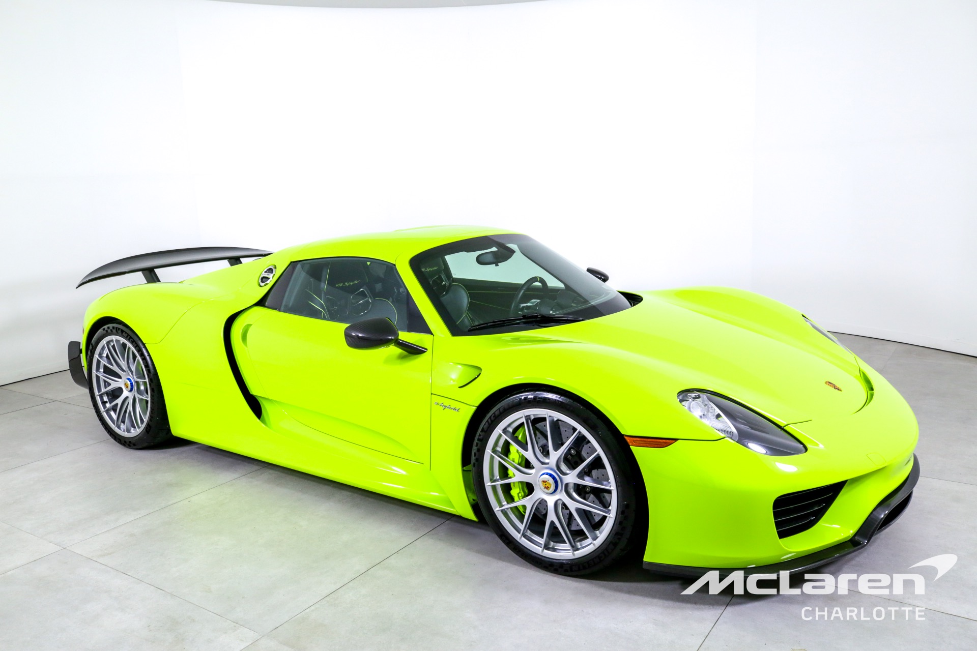 2015 Porsche 918 Spyder