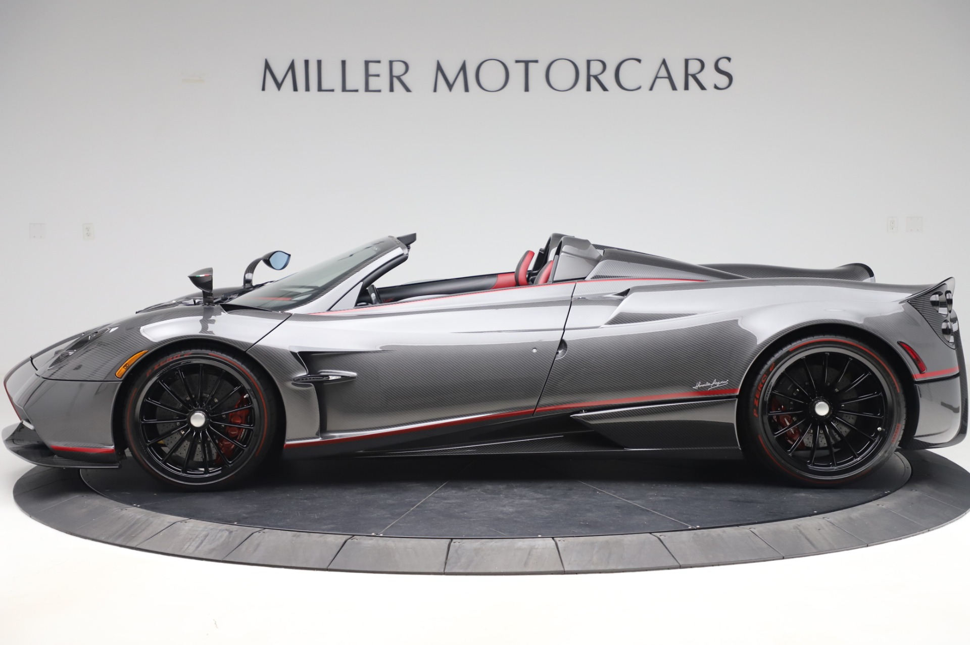 2017 Pagani Huayra Roadster, 3/24