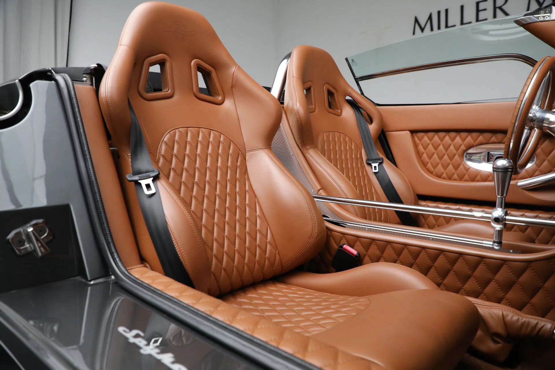 2006 Spyker C8 Spyder interior, seats, COGNAC