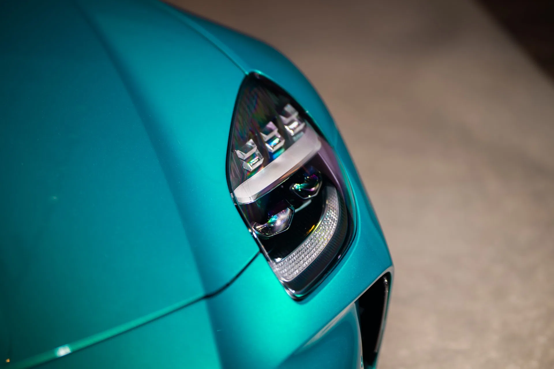 2024 Aston Martin Vantage for sale, exterior