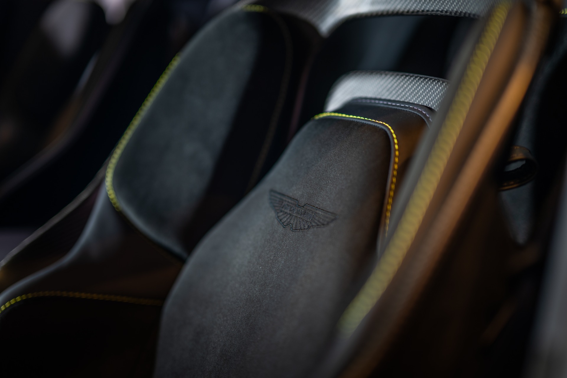 2024 Aston Martin Vantage, 18/19