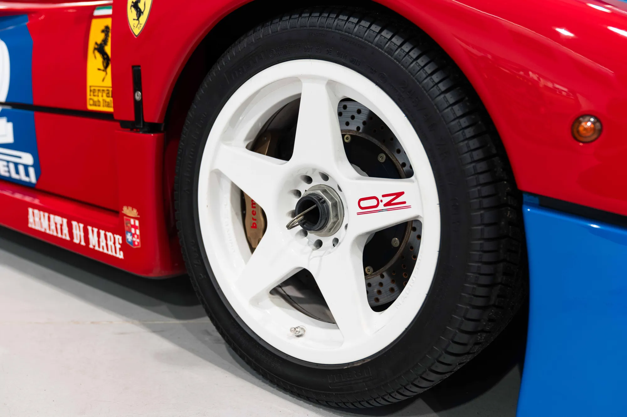 1990 Ferrari F40, 3/20