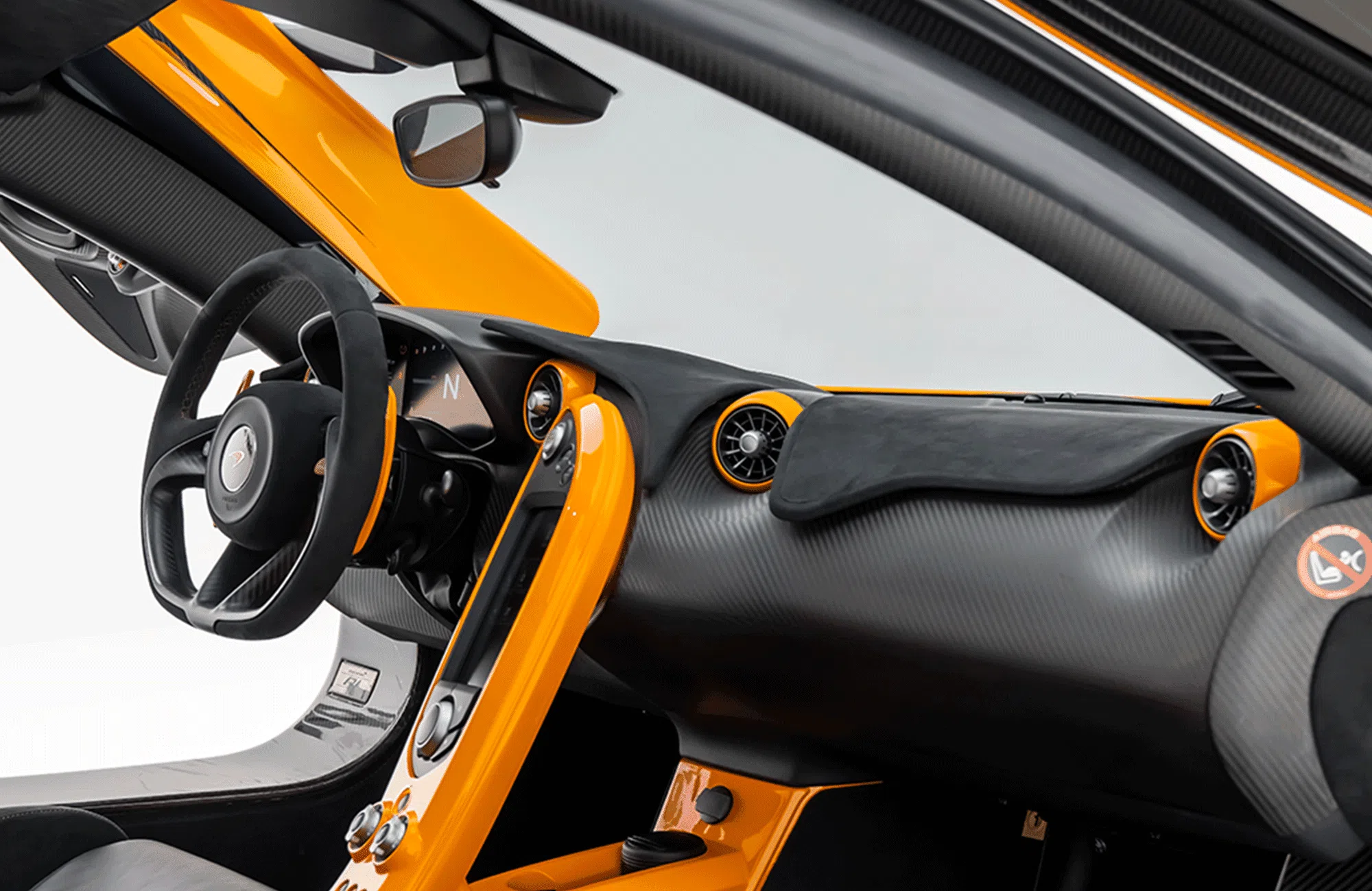2015 McLaren P1 interior