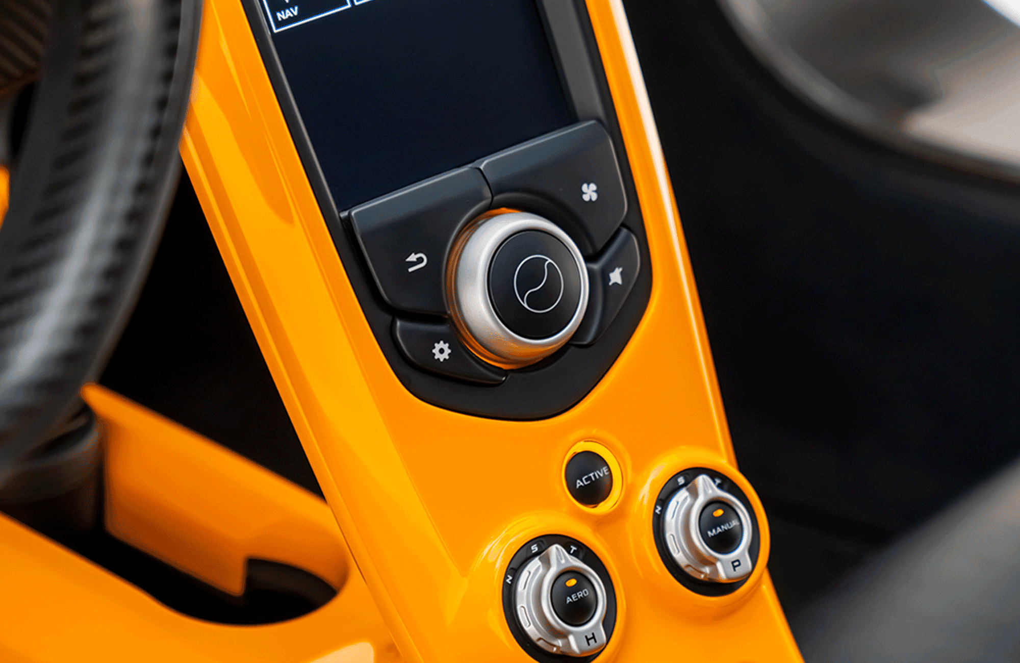 2015 McLaren P1, 12/20