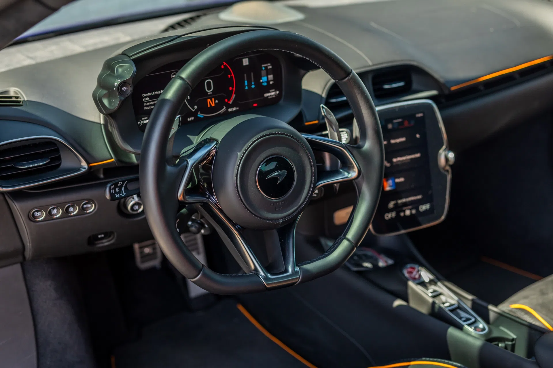 2023 McLaren Artura interior