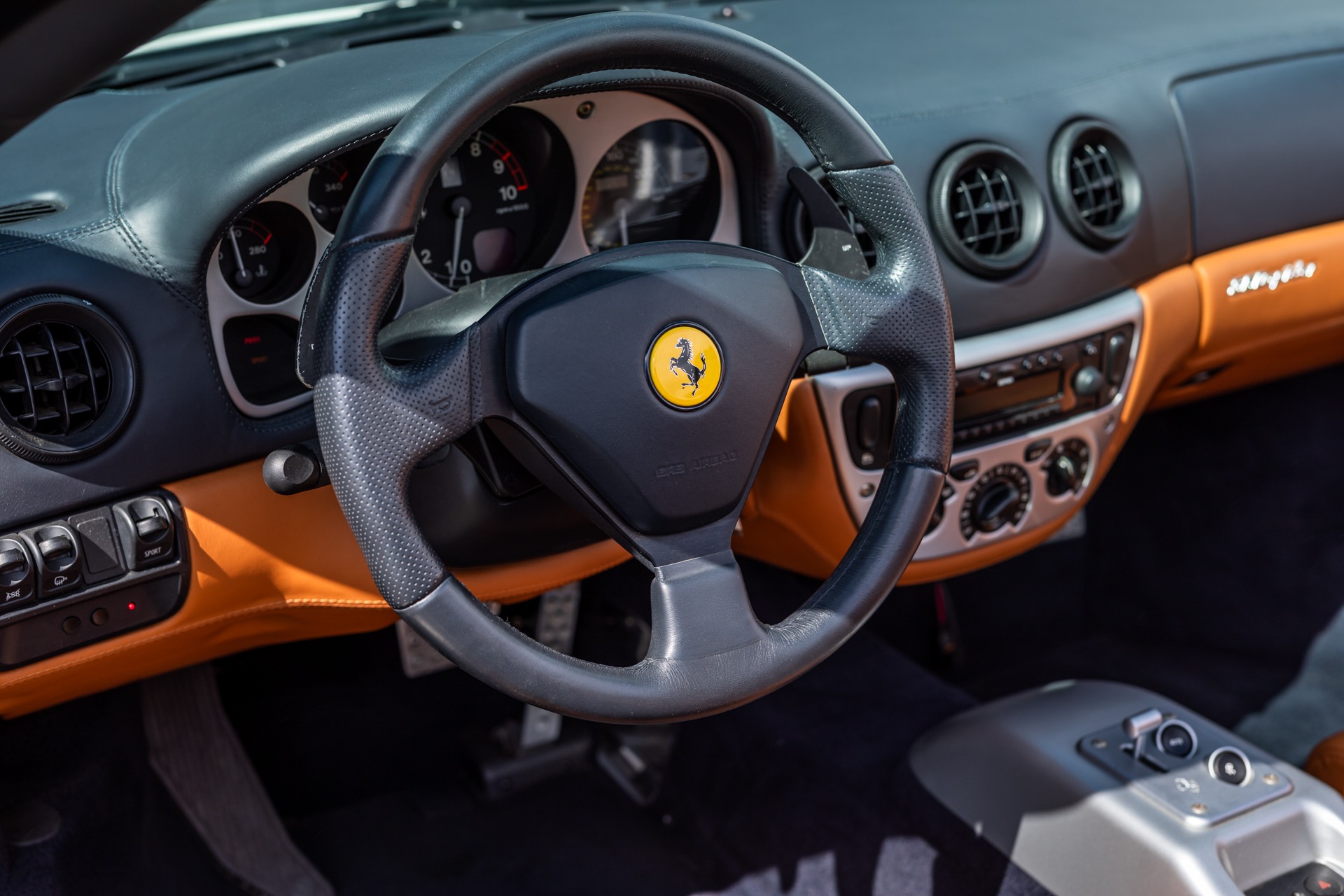 2004 Ferrari 360 Spider, 7/16