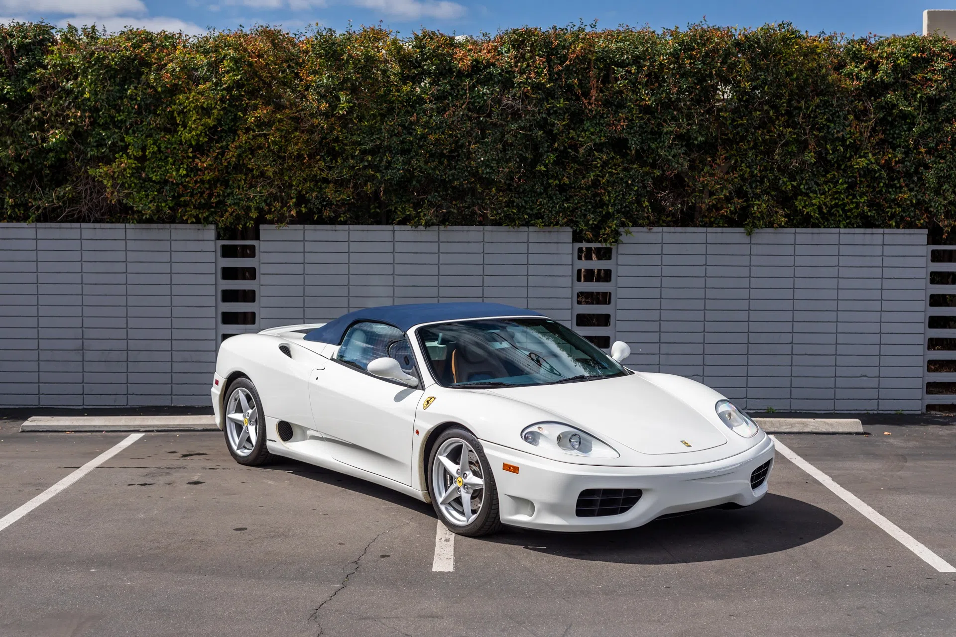2004 Ferrari 360 Spider for sale, exterior, Bianco Avus