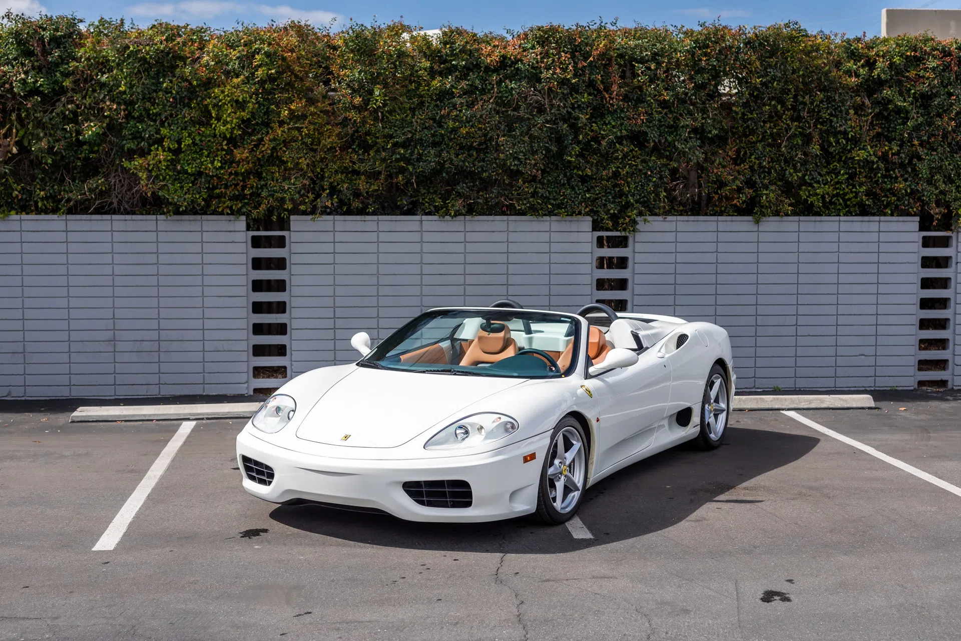 2004 Ferrari 360 Spider for sale, exterior, Bianco Avus