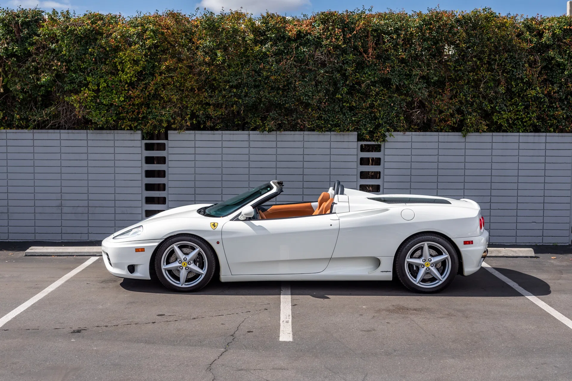 2004 Ferrari 360 Spider for sale, exterior, Bianco Avus