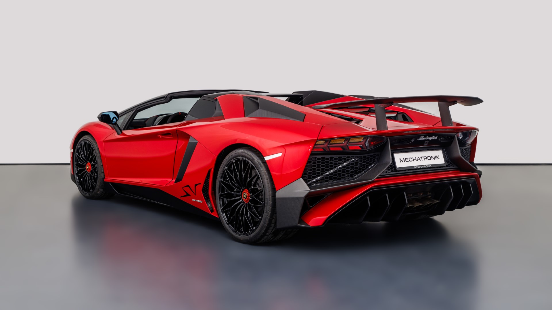 2017 Lamborghini Aventador LP750-4 Superveloce, 2/20