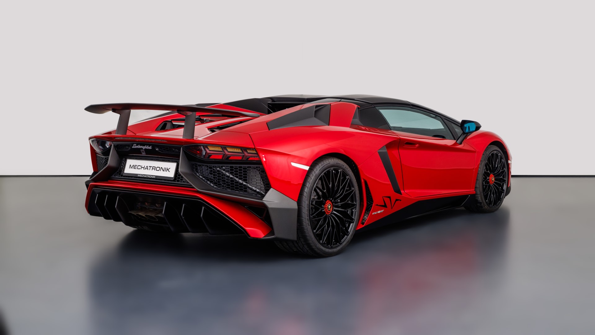 2017 Lamborghini Aventador LP750-4 Superveloce, 4/20