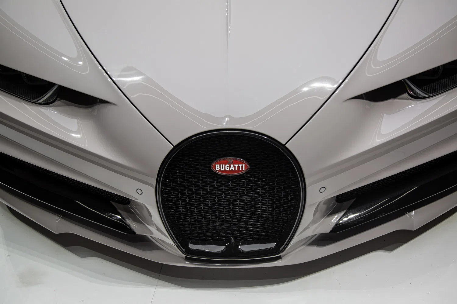 2018 Bugatti Chiron for sale, exterior, Nardo Grey
