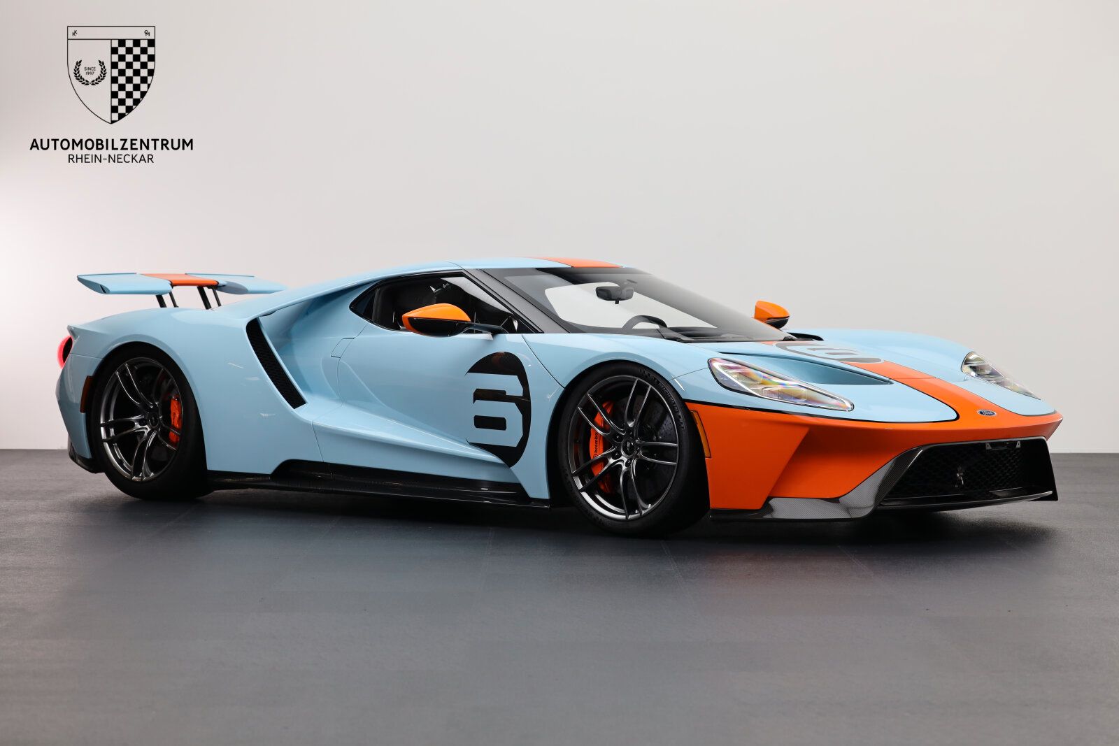 2021 Ford GT Heritage Edition Gulf, 16/17