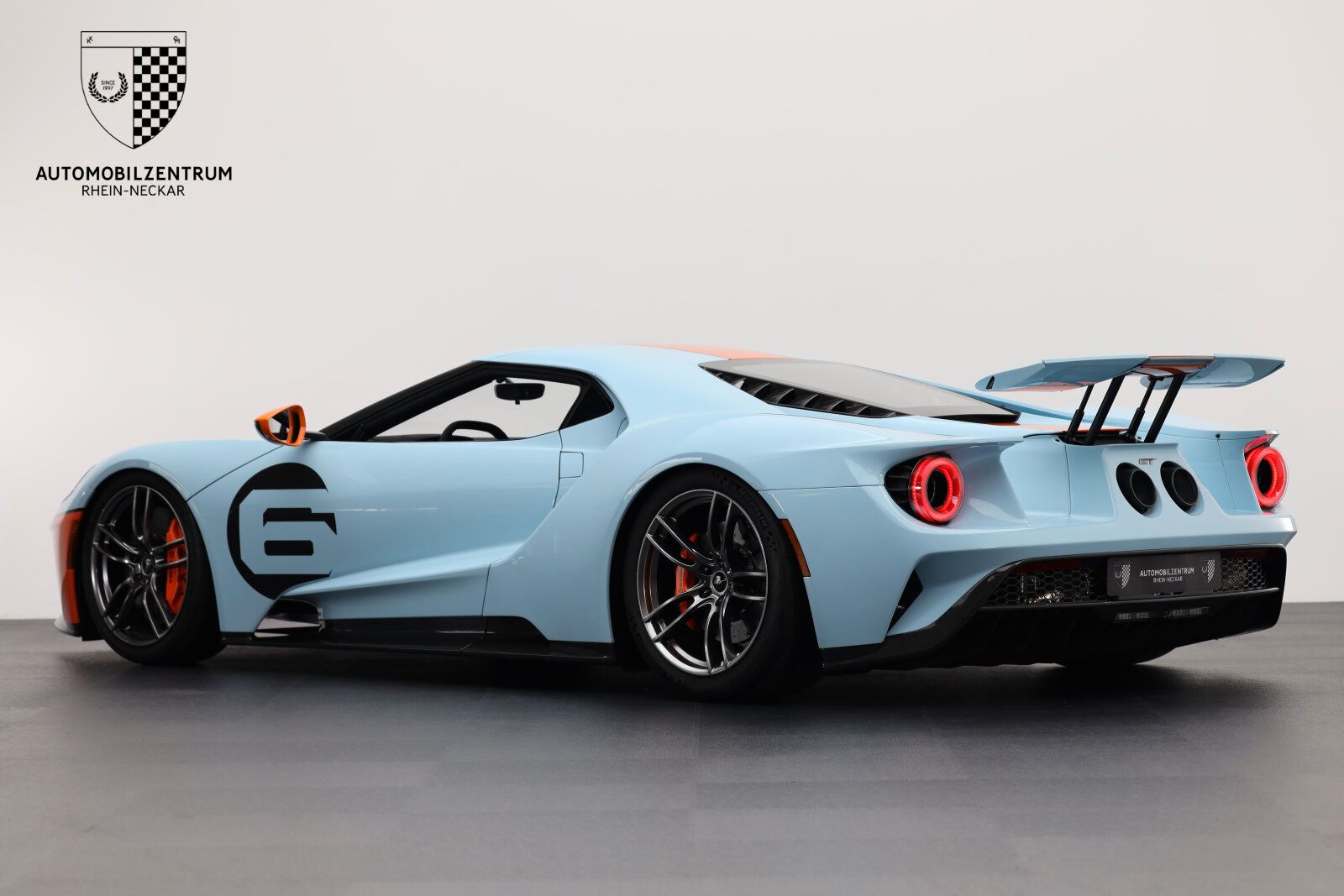 2021 Ford GT Heritage Edition Gulf, 17/17