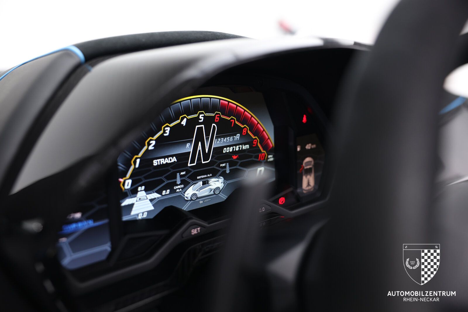 2020 Lamborghini Aventador SVJ Roadster, 17/20
