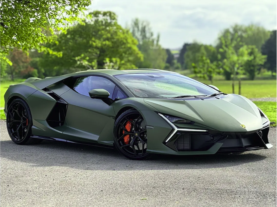2024 Lamborghini Revuelto, 2/14