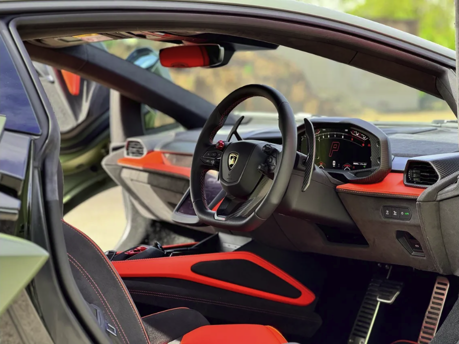 2024 Lamborghini Revuelto, 5/14