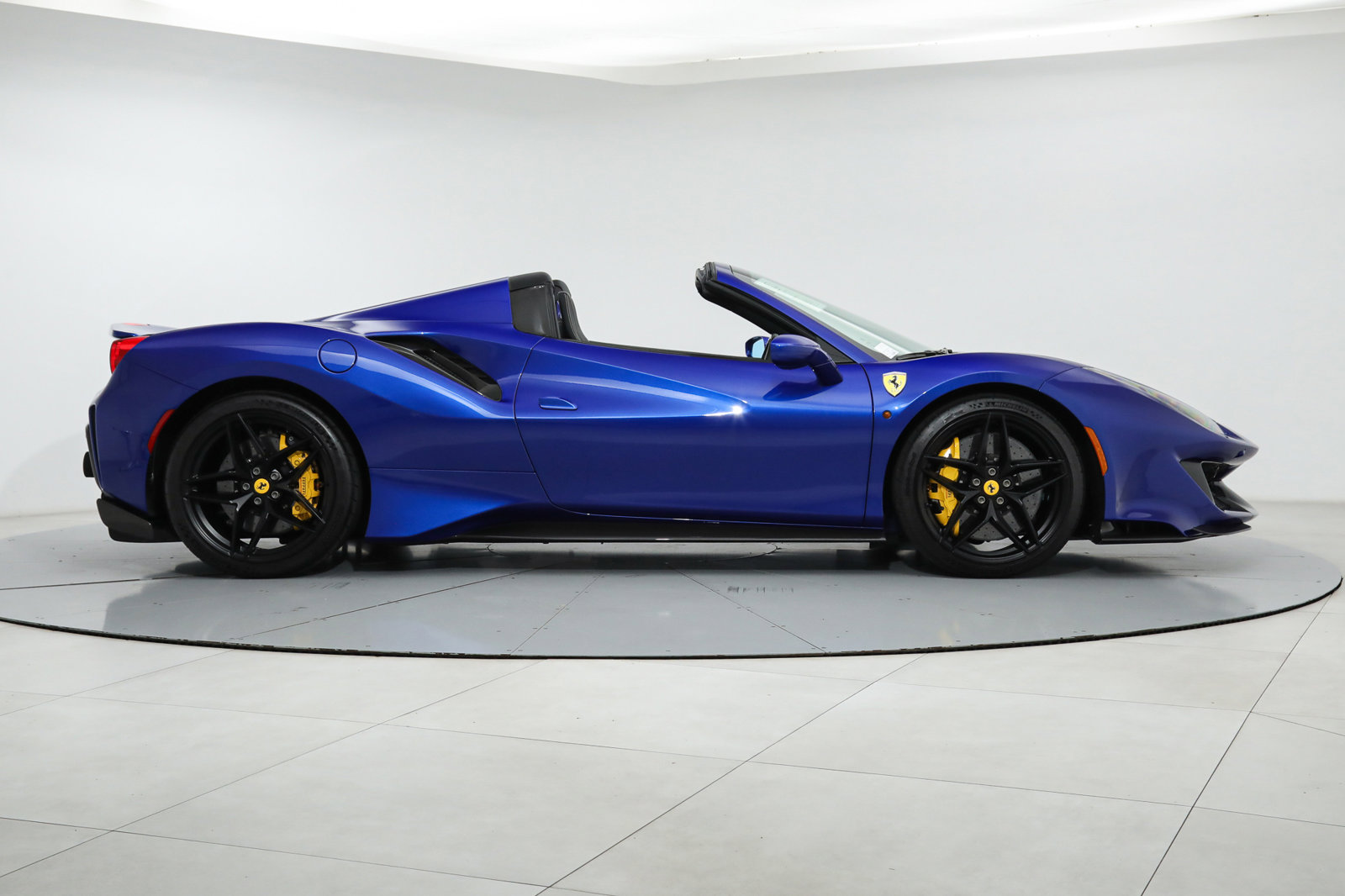 2019 Ferrari 488 Pista Spider, 9/13