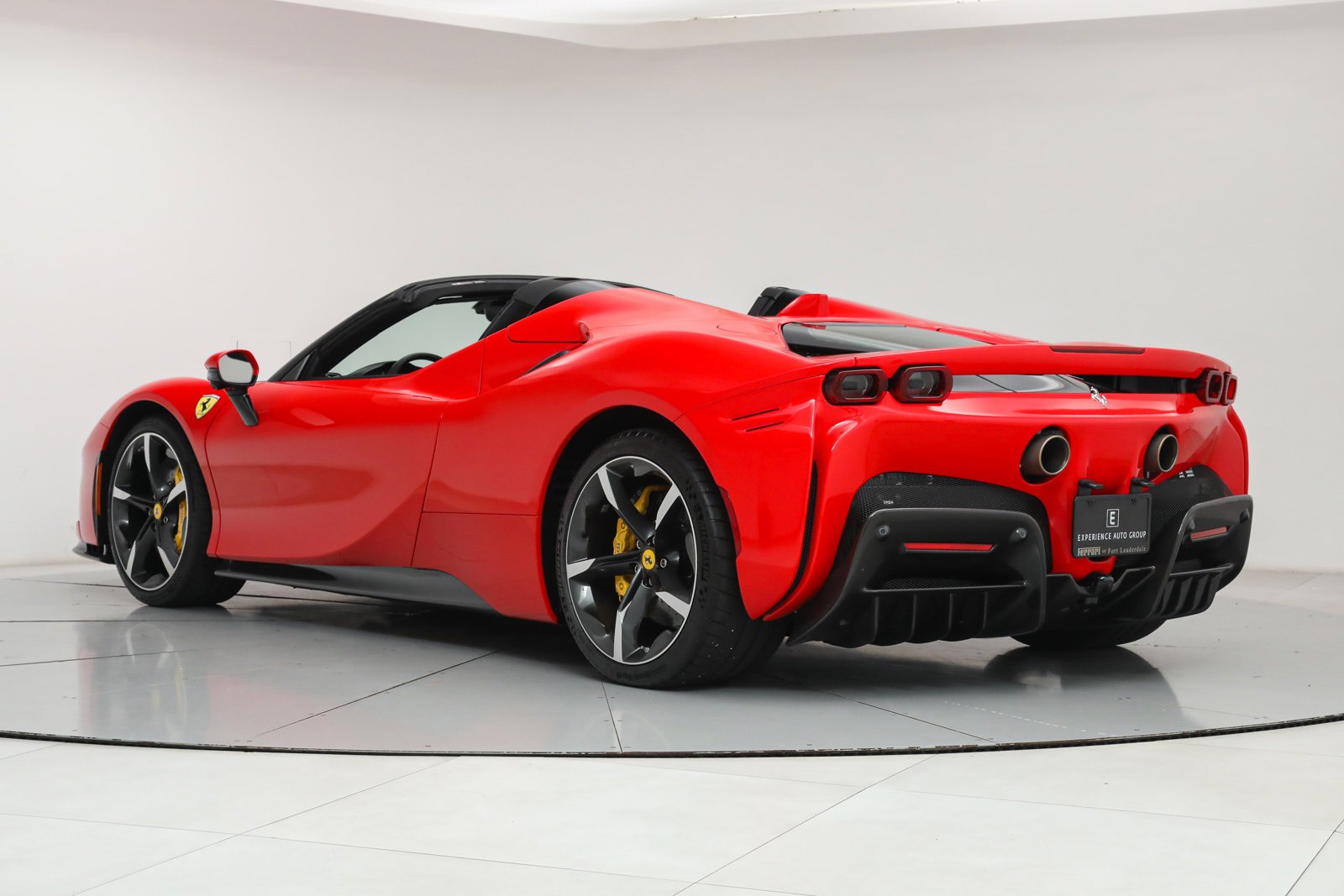 2023 Ferrari SF90 Spider, 8/20