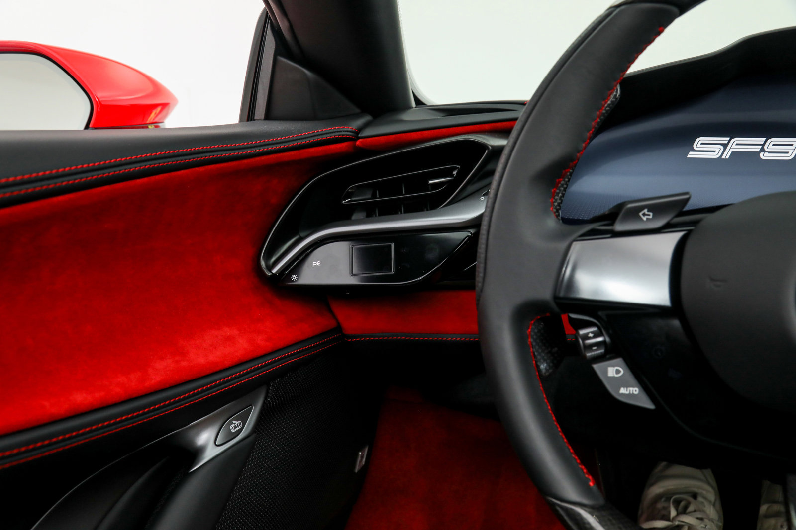 2023 Ferrari SF90 Spider, 19/20
