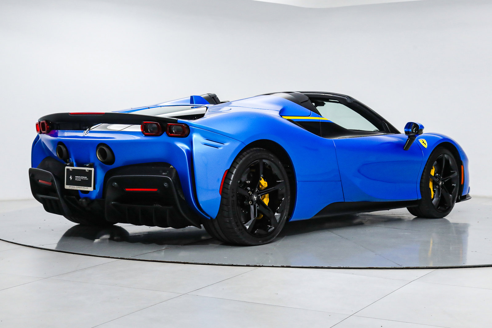 2023 Ferrari SF90 Spider Atelier, 3/20