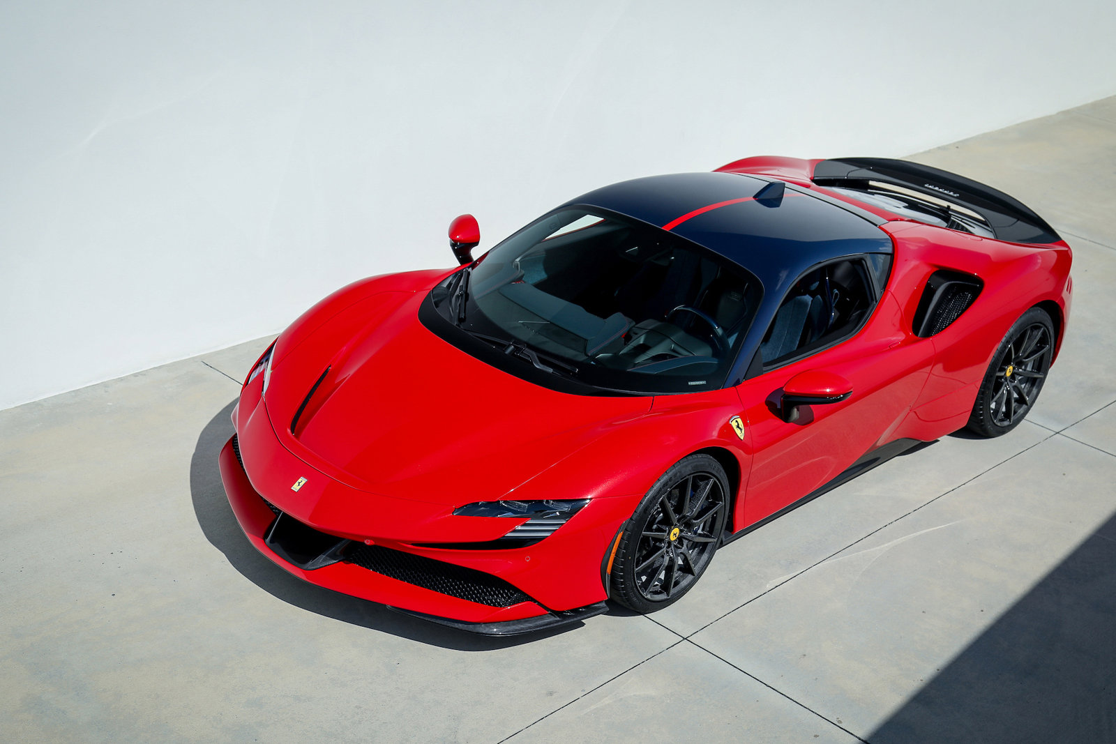2022 Ferrari SF90 Stradale Assetto Fiorano, 2/20