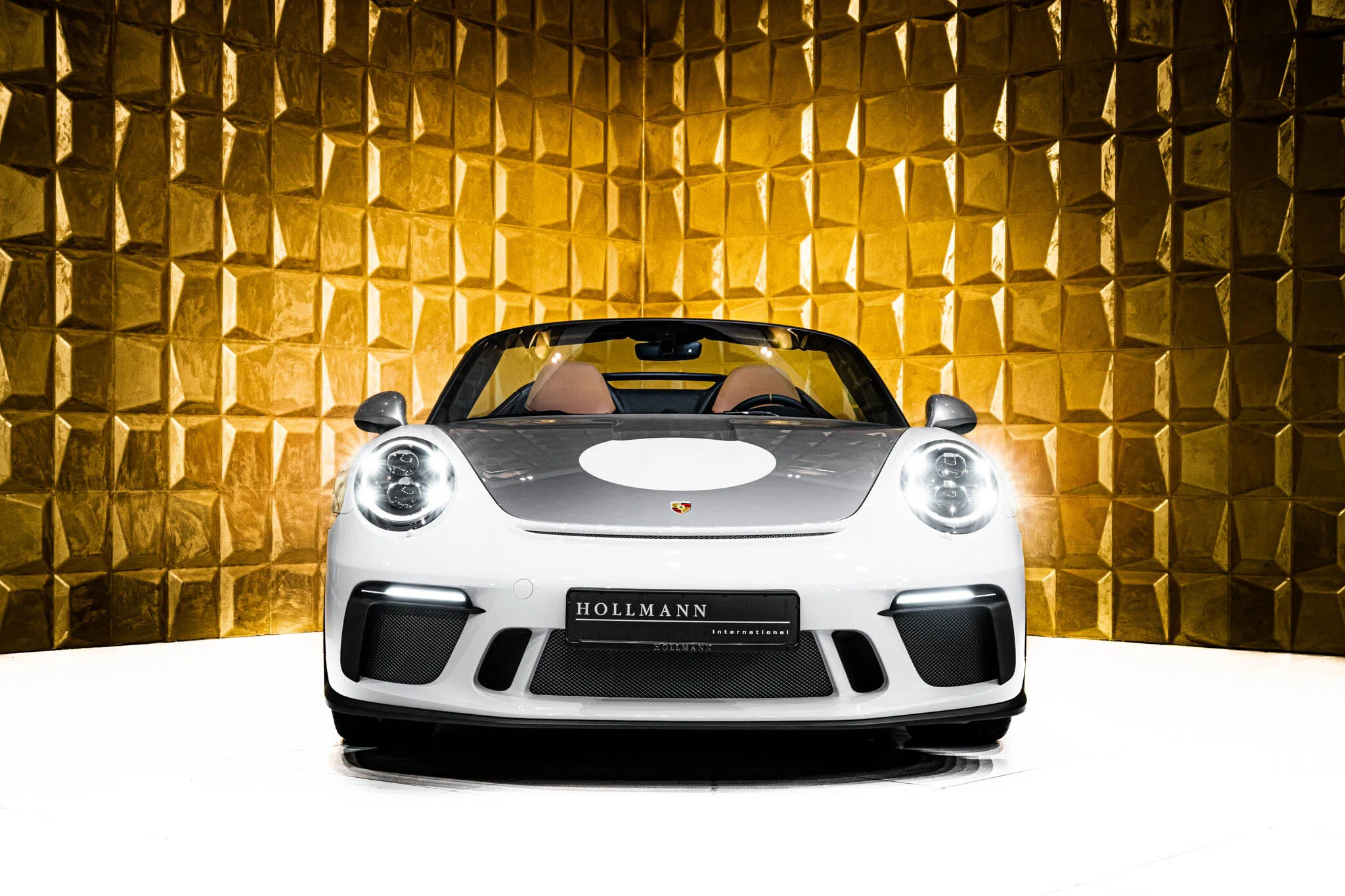 2024 Porsche 911 Speedster Heritage Design Edition for sale, exterior, GT Silver Metallic