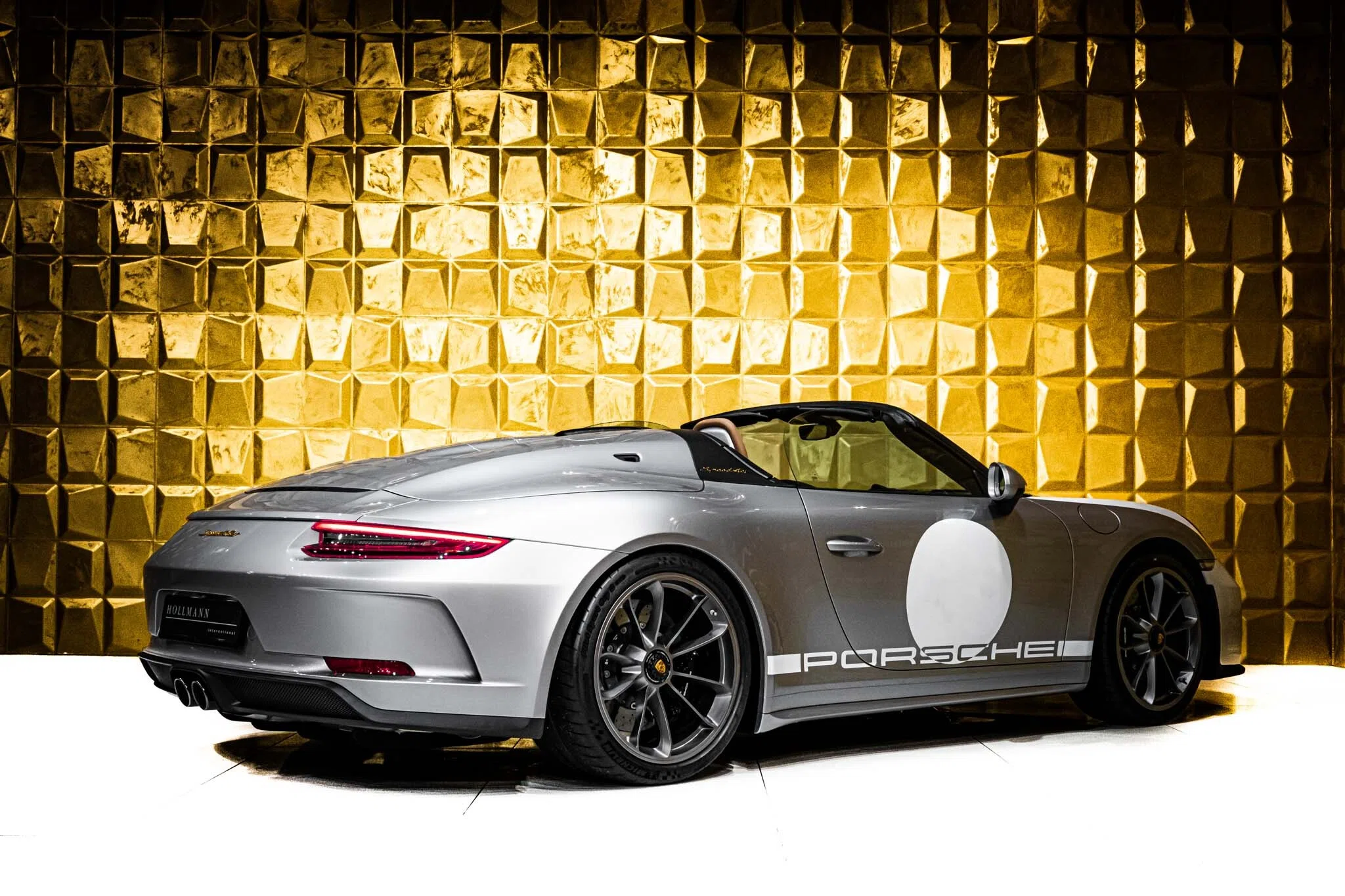 2024 Porsche 911 Speedster Heritage Design Edition for sale, exterior, GT Silver Metallic