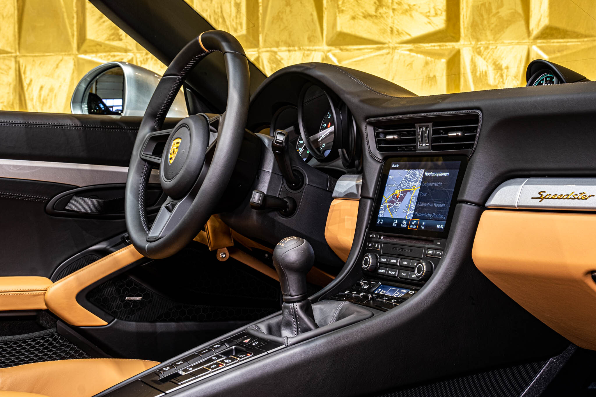 2024 Porsche 911 Speedster Heritage Design Edition, 18/20