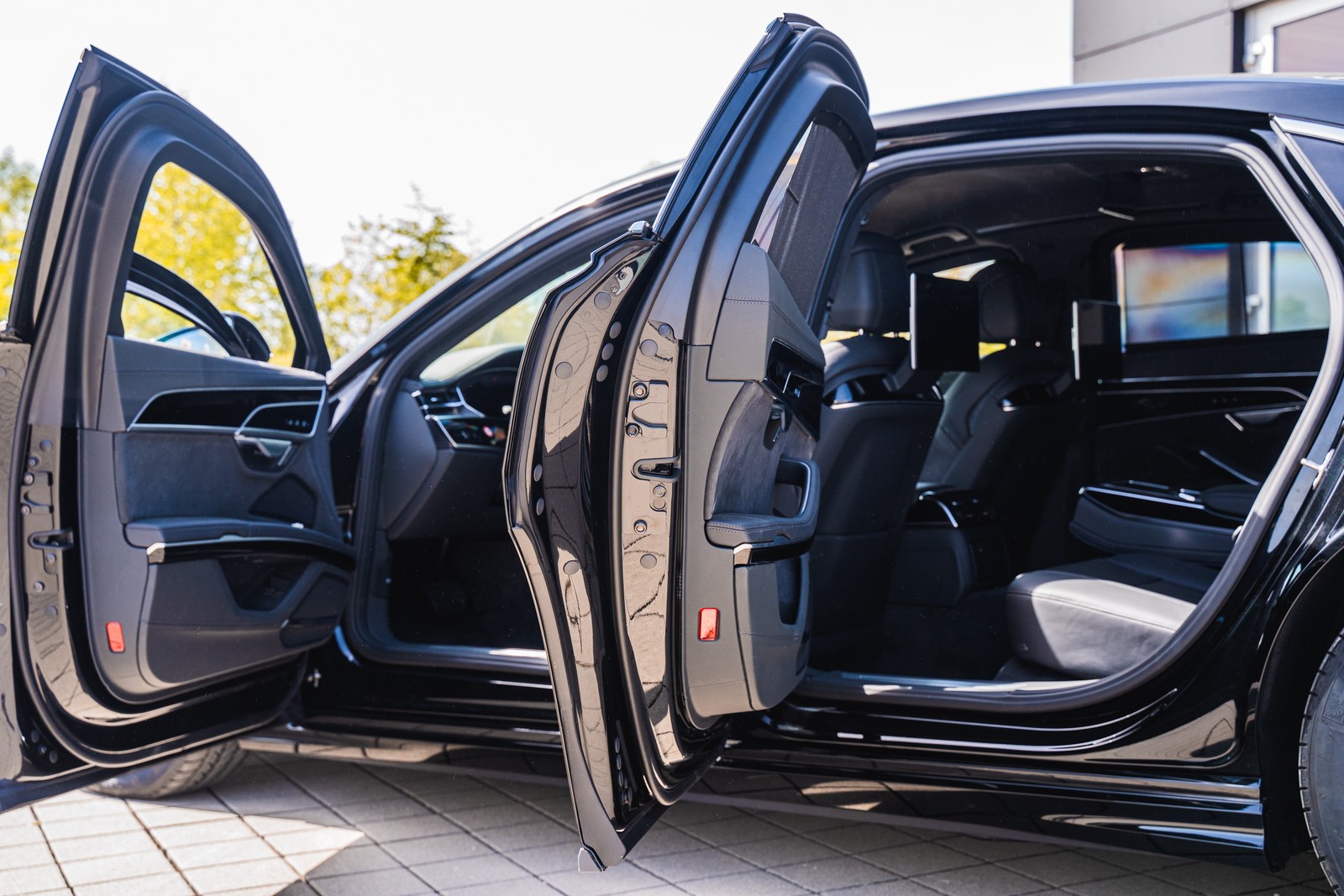 2024 Audi A8 L Security, 7/20
