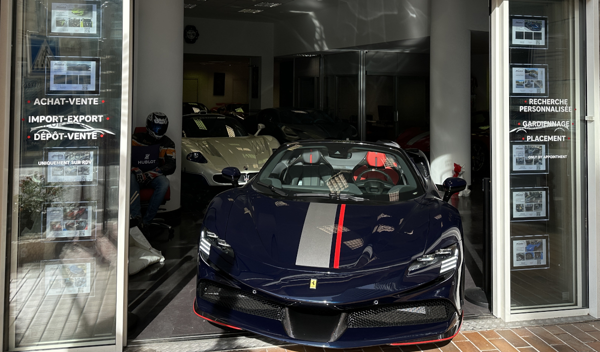 2023 Ferrari SF90 Spider Atelier, 2/9