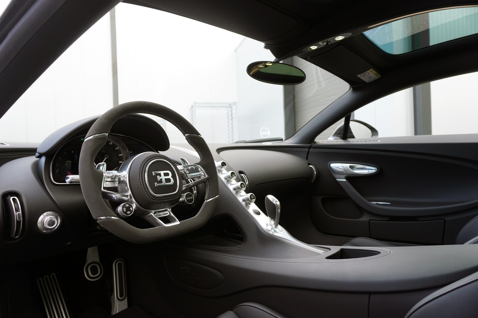 2021 Bugatti Chiron Sport, 3/19