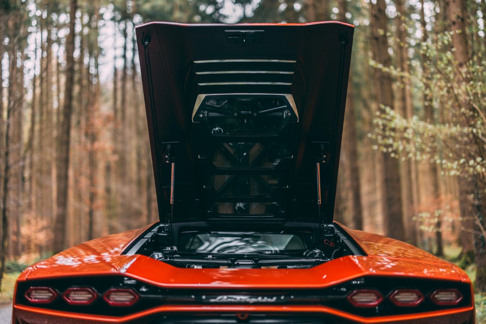 2022 Lamborghini Countach LPI800-4, 10/19