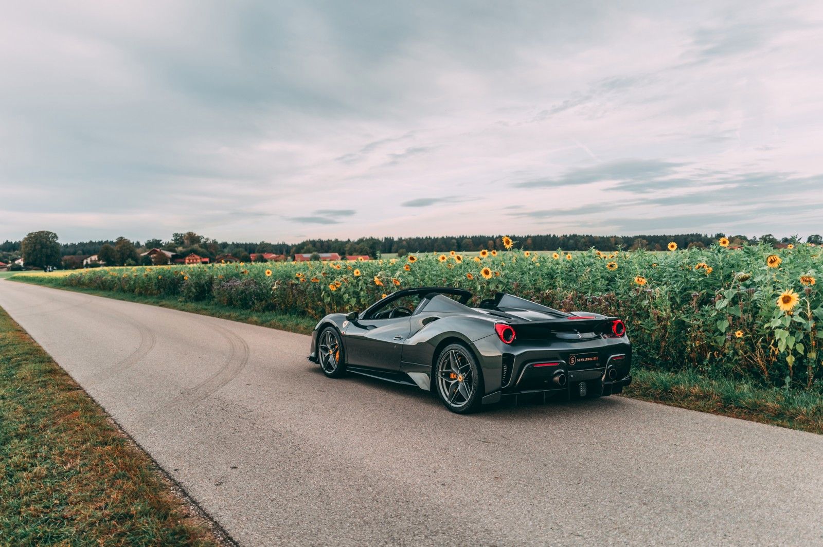 2020 Ferrari 488 Pista Spider, 15/18