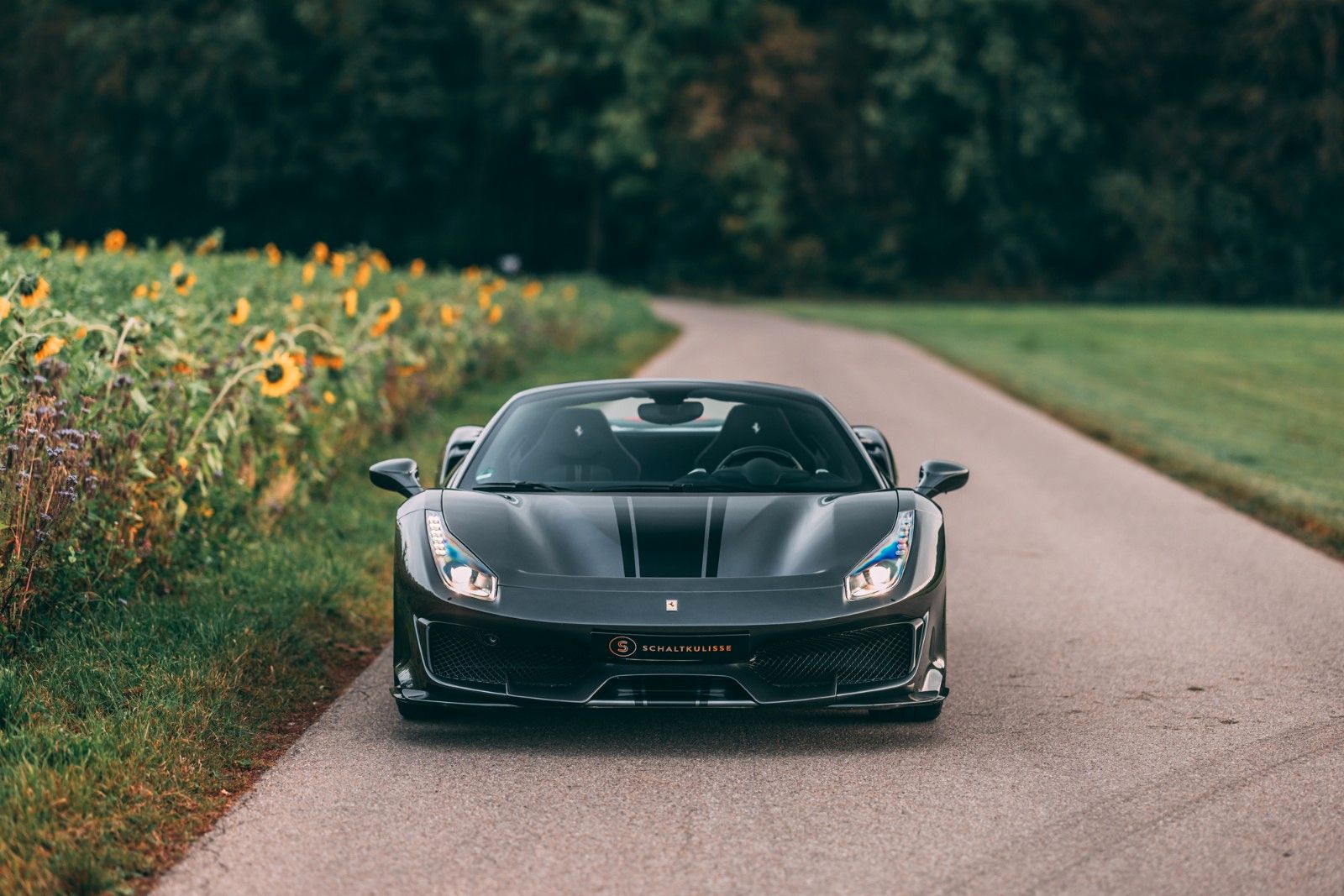2020 Ferrari 488 Pista Spider, 17/18