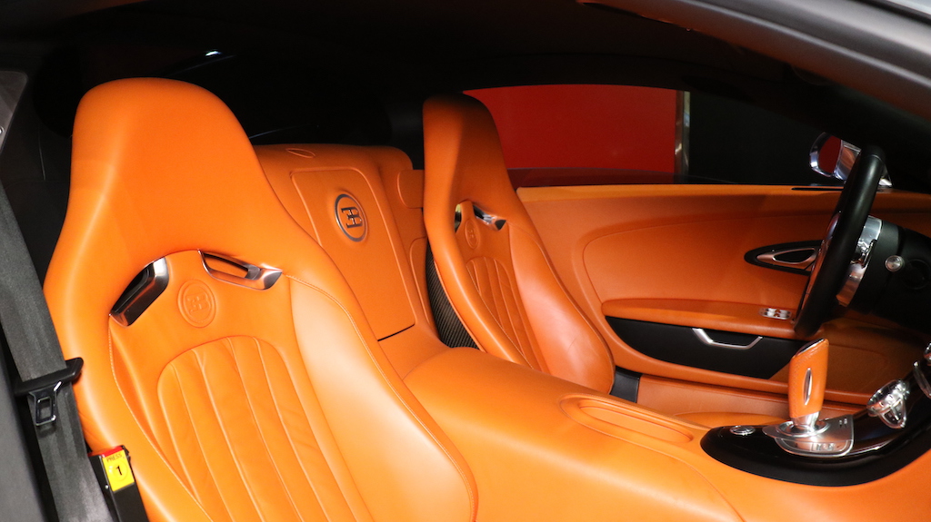 2010 BUGATTI Veyron Sang Noir, 14/20