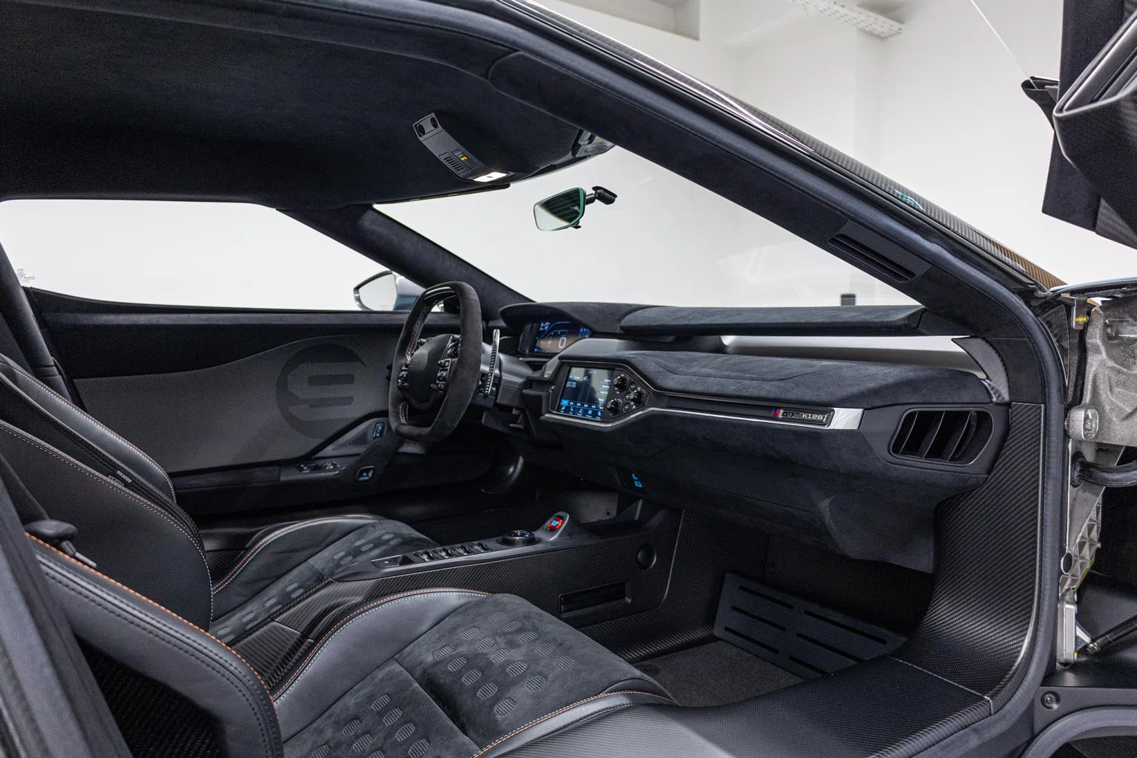 2019 Ford GT Heritage Edition interior, dashboard