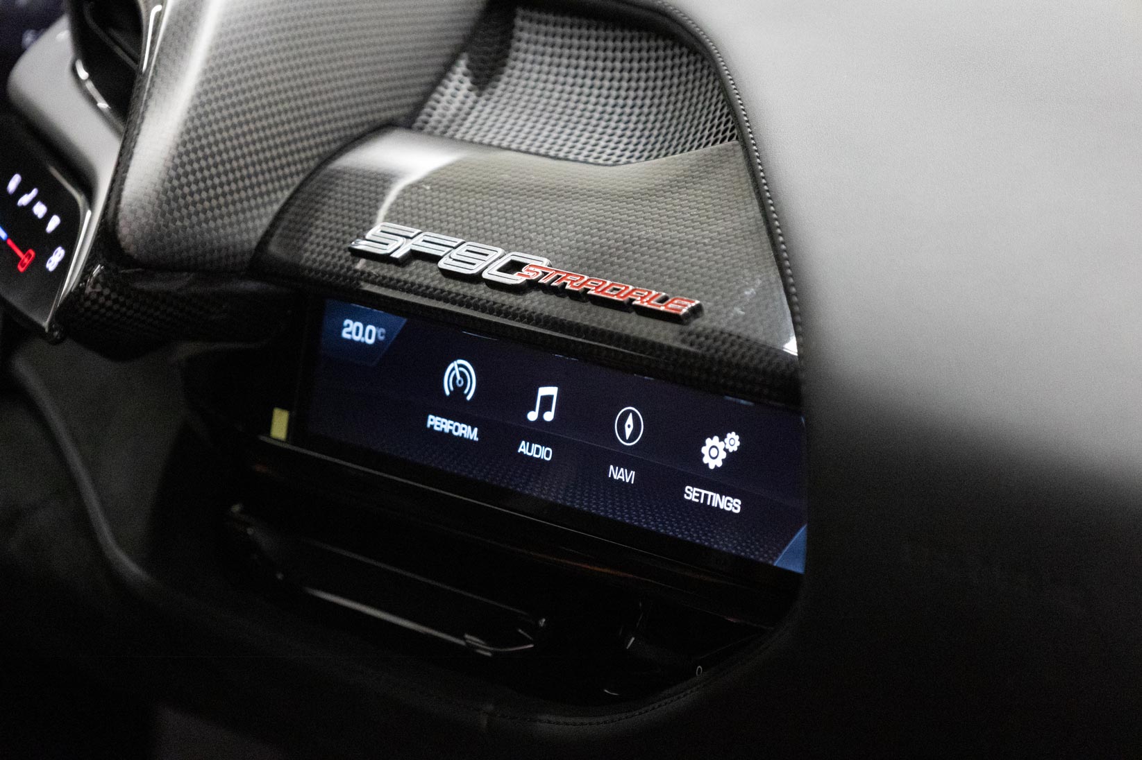 2022 Ferrari SF90 Stradale Ispirazioni Tailor Made, 13/20