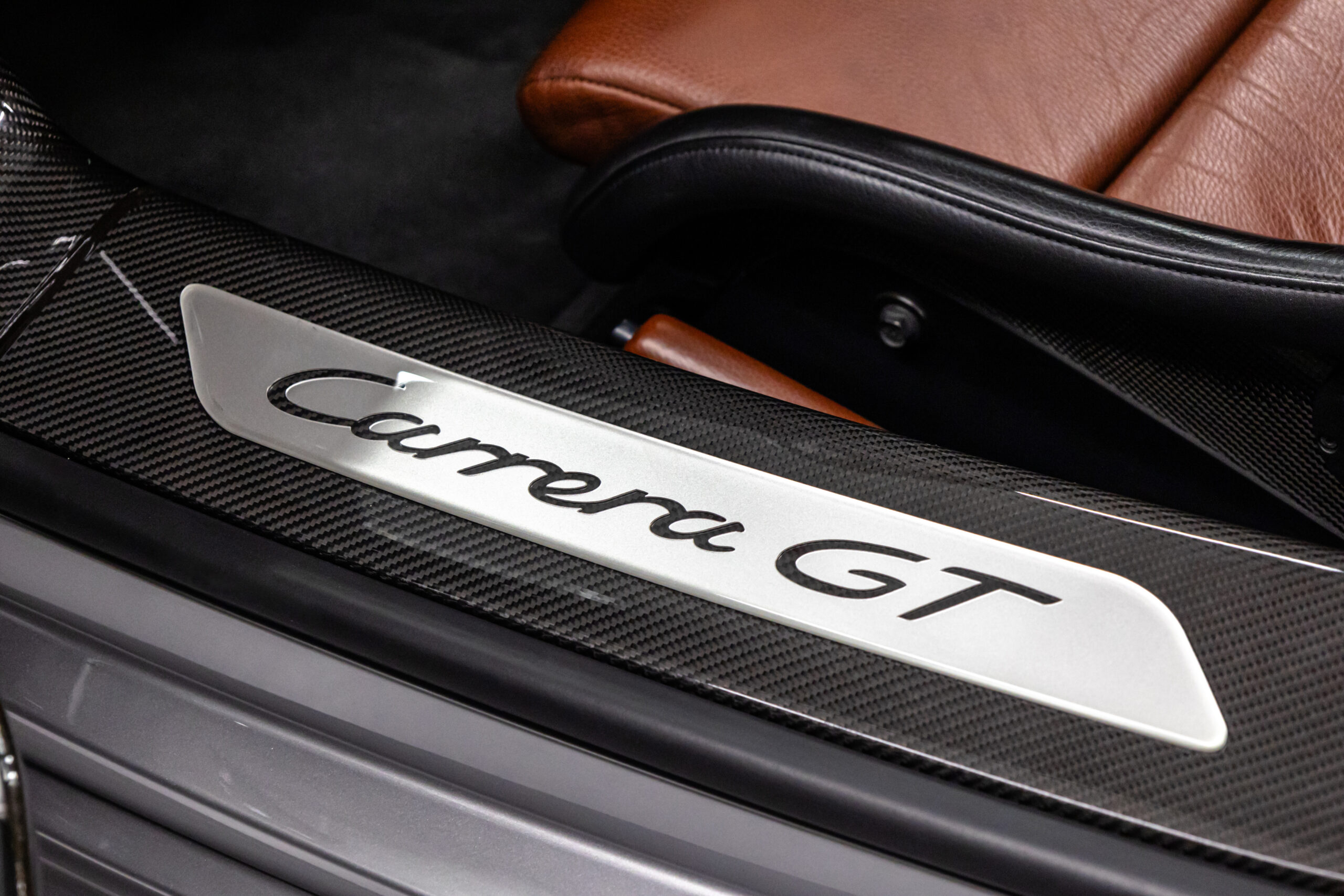 2006 Porsche Carrera GT, 16/18