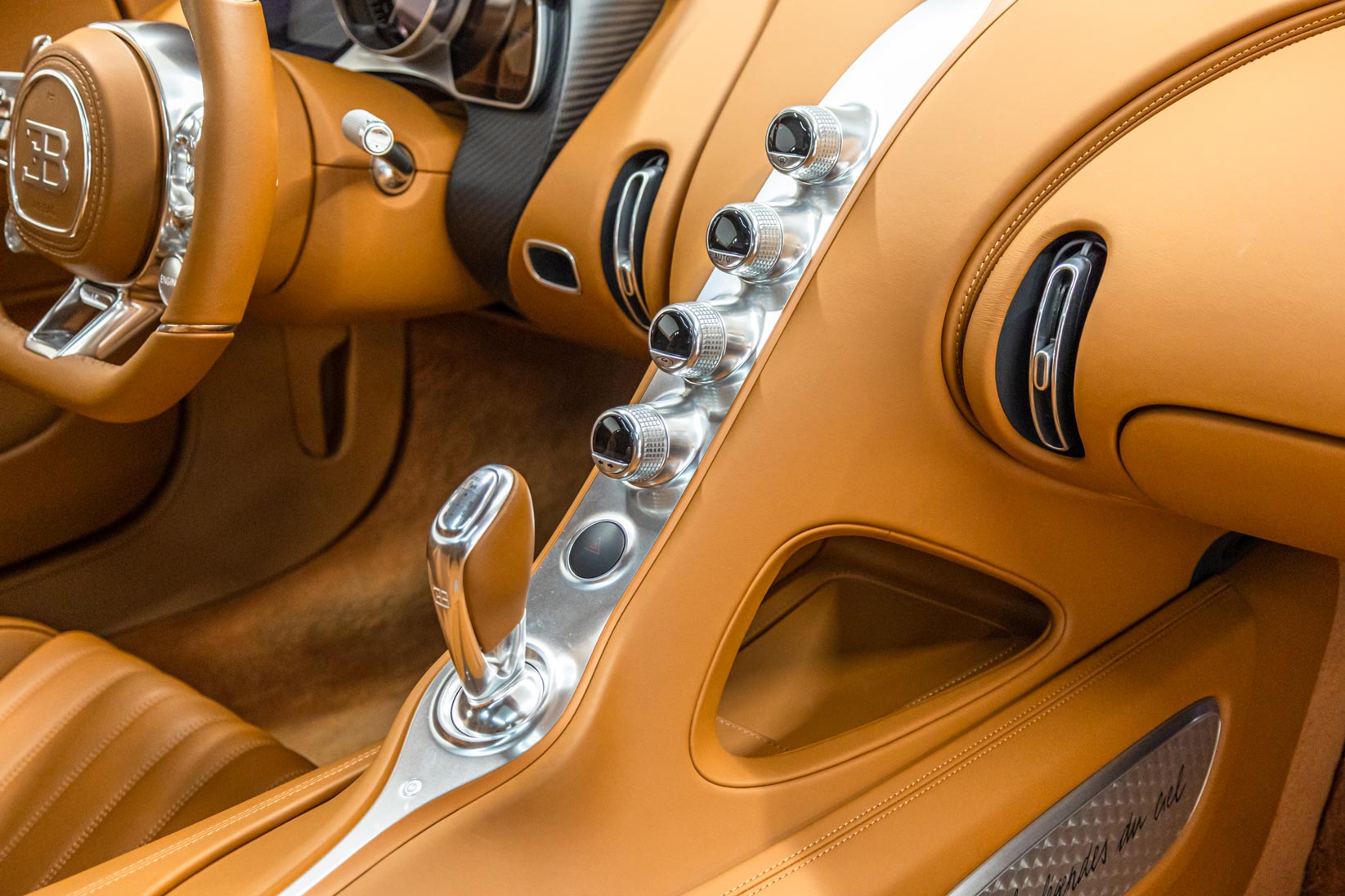 2021 Bugatti Chiron Sport Les Légendes Du Ciel, 18/20