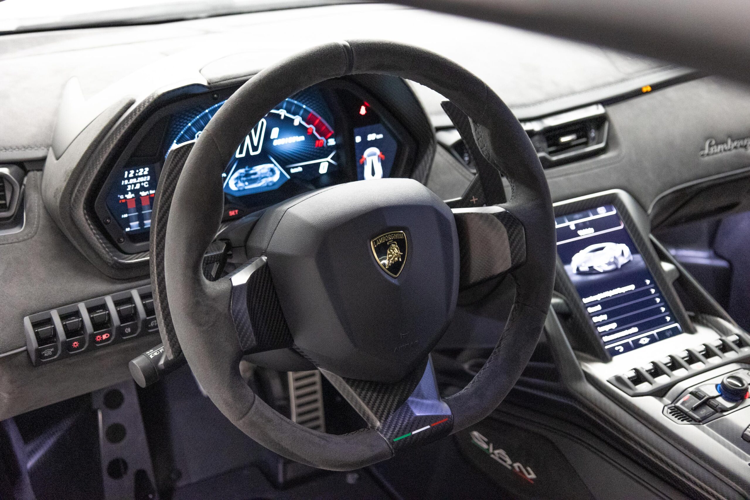 2022 Lamborghini SIÁN FKP 37, 8/20