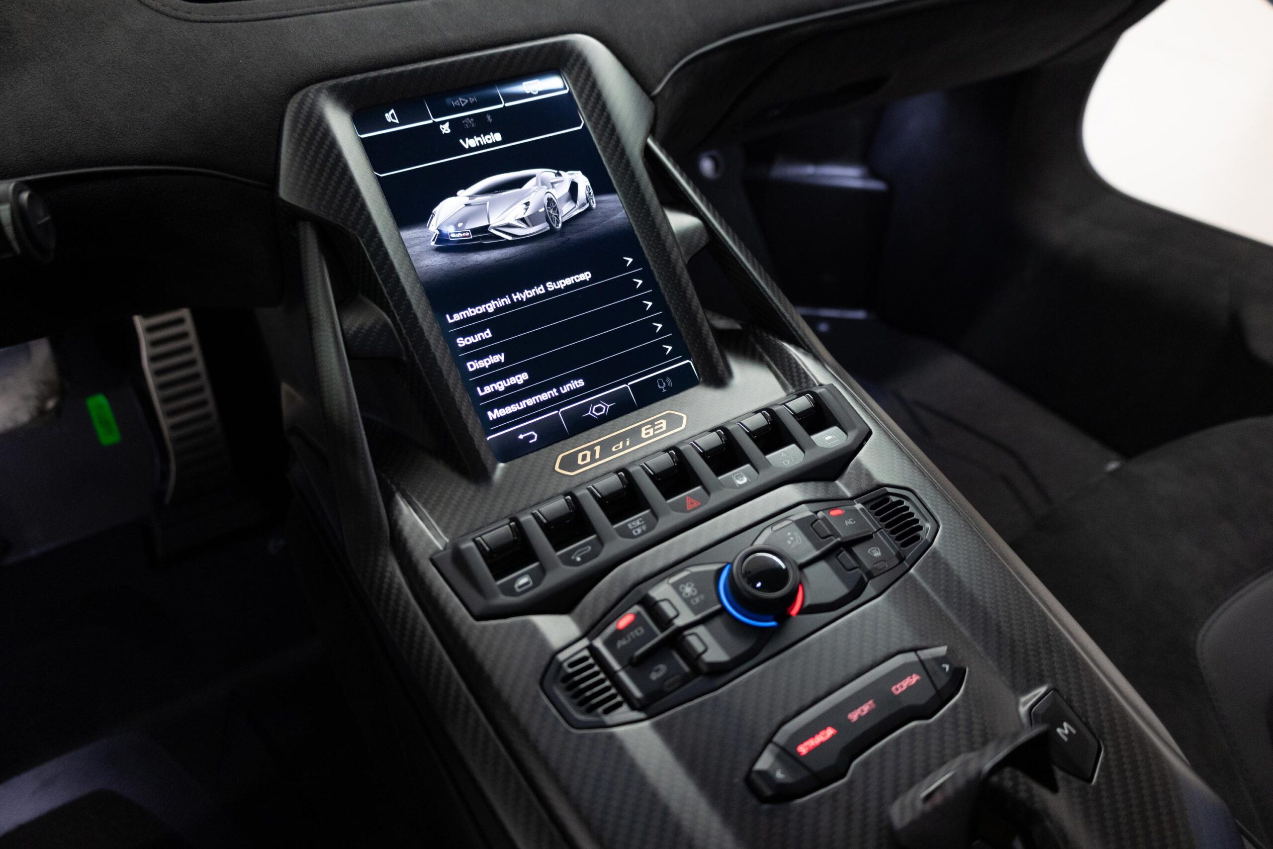 2022 Lamborghini SIÁN FKP 37, 13/20