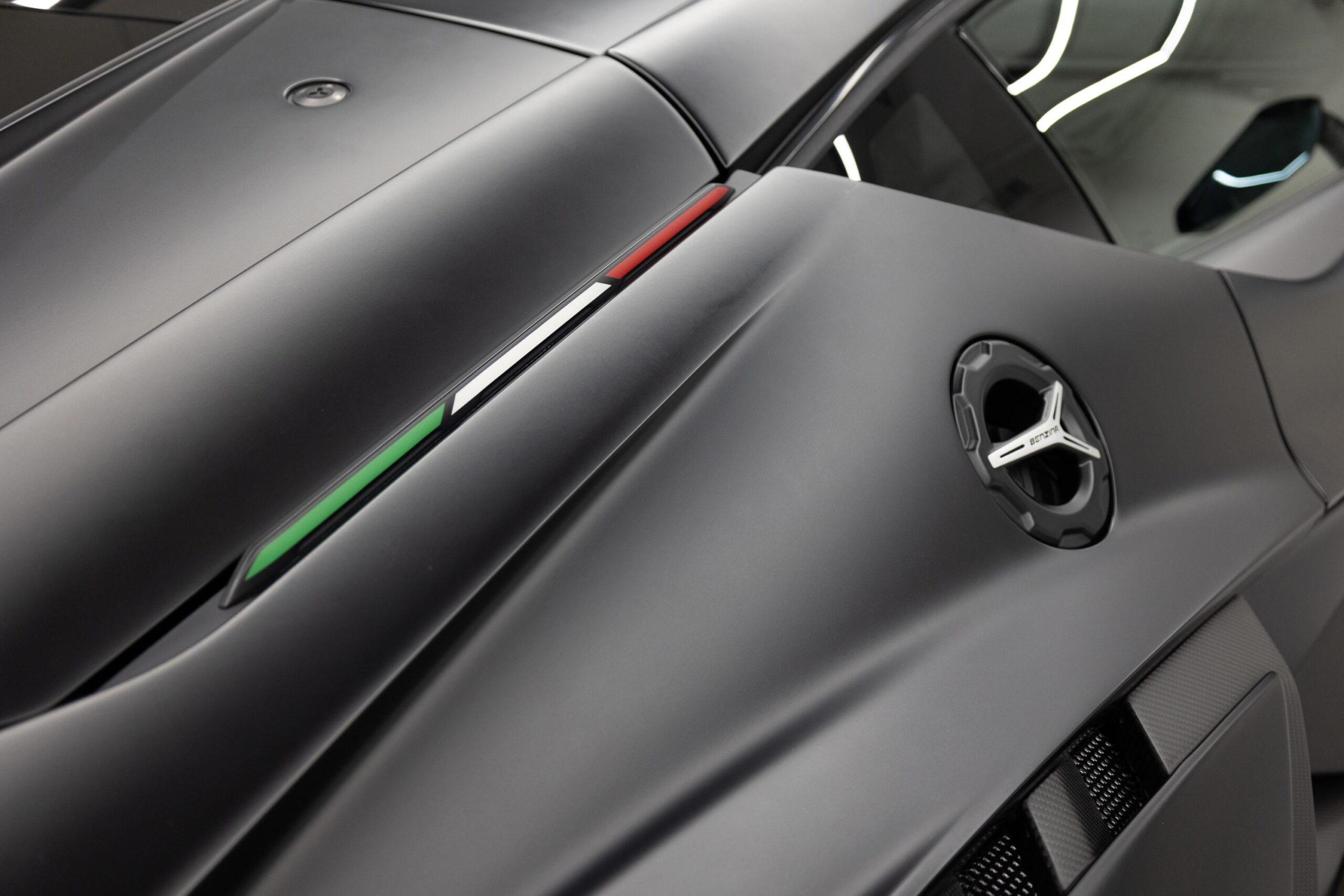 2022 Lamborghini SIÁN FKP 37, 20/20