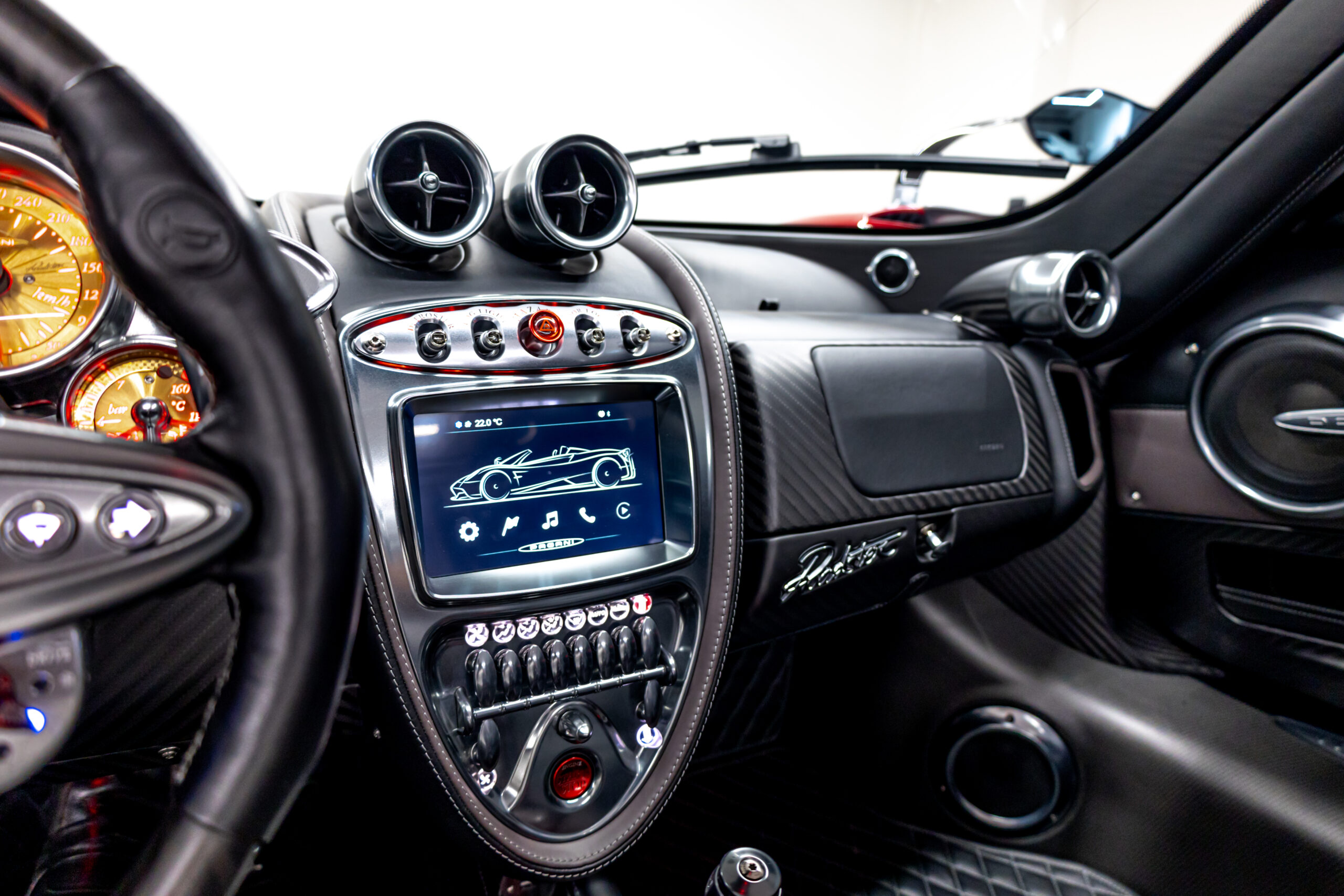 2021 Pagani Huayra Roadster, 13/20