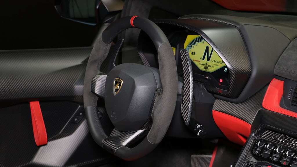 2014 Lamborghini Veneno Roadster – 1 of 9, 22/24