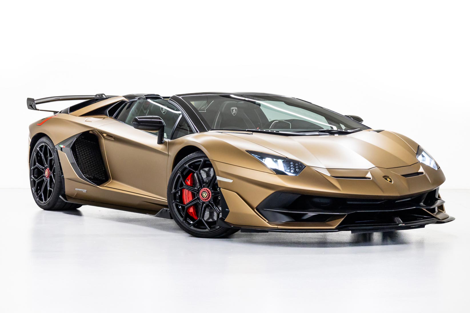 2021 Lamborghini Aventador SVJ, 2/20