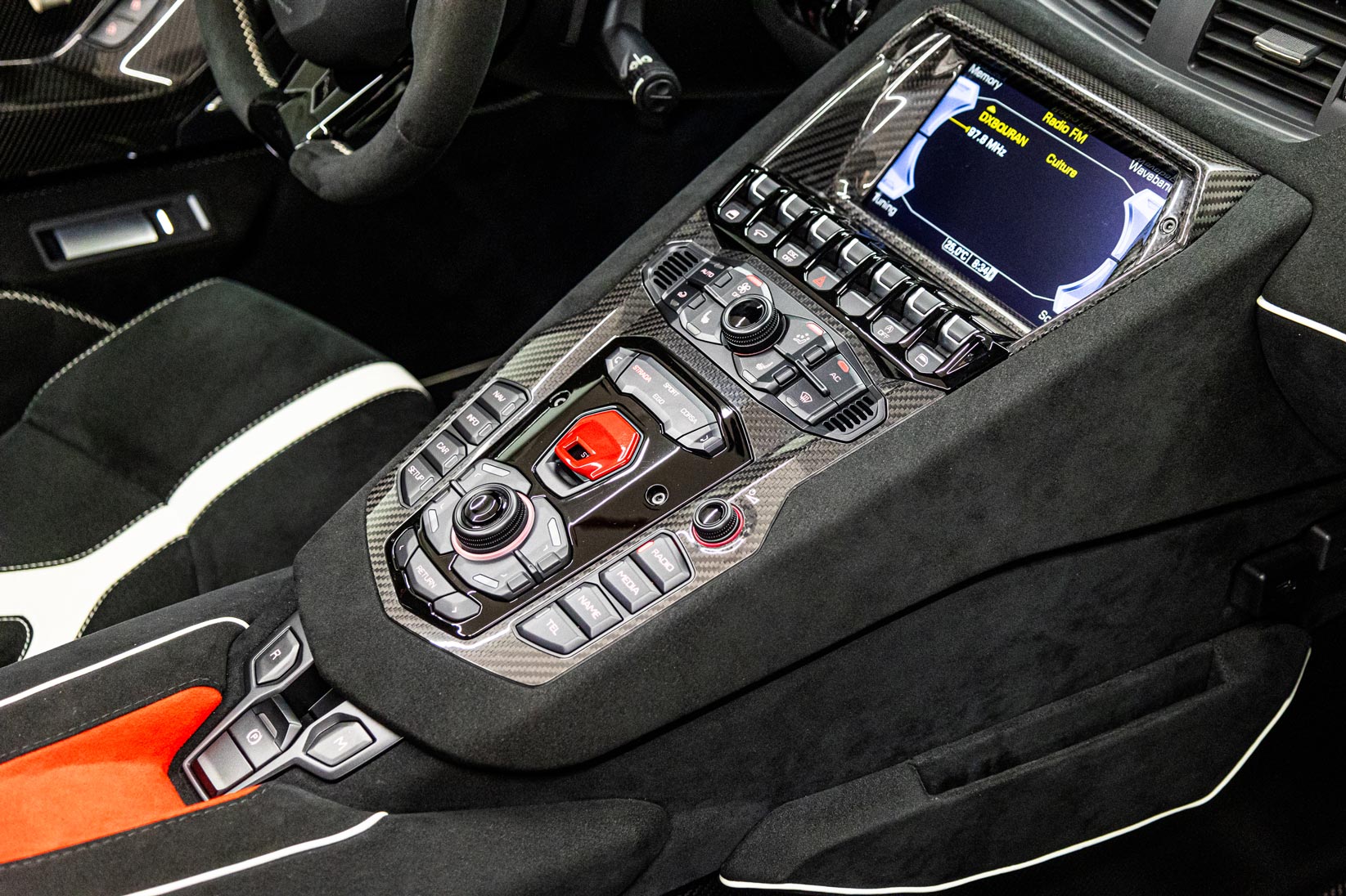 2021 Lamborghini Aventador SVJ, 13/20