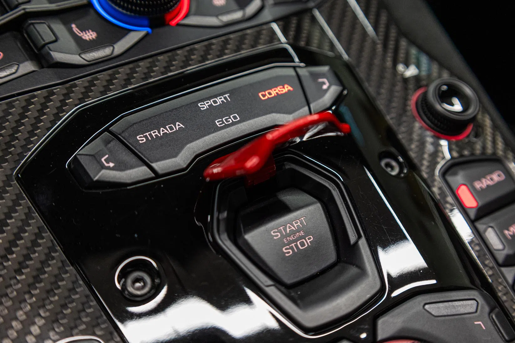 2021 Lamborghini Aventador SVJ interior, center console